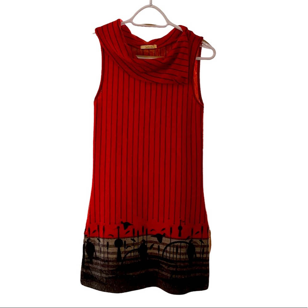 Lavand. Tunic with stripes and birds.